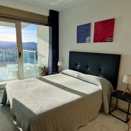 Skyline 26 Stunning Sea Views From A 2-bedroom On The 26th Floor *