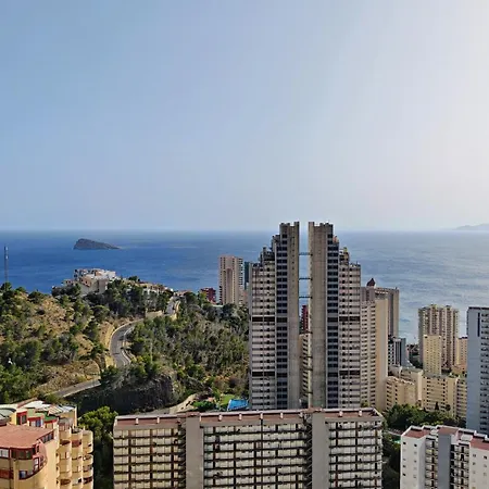 Benidorm Sky 26 公寓 *