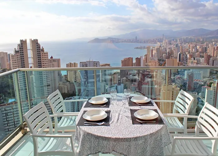 Skyline 26 Stunning Sea Views From A 2-bedroom On The 26th Floor *